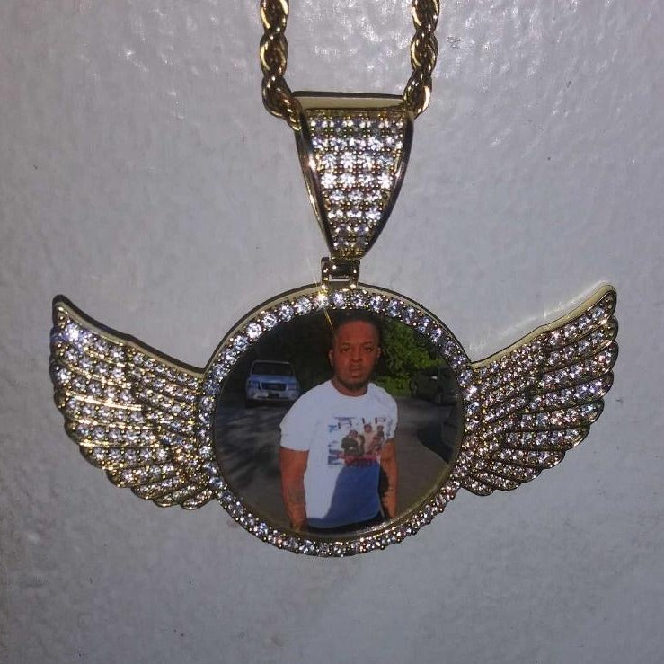 Angel Wings Studded Necklace